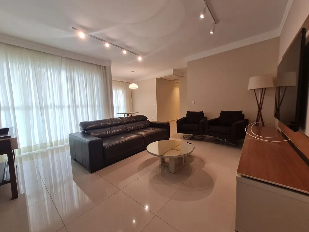 Apartamento, 3 quartos, 167 m² - Foto 2