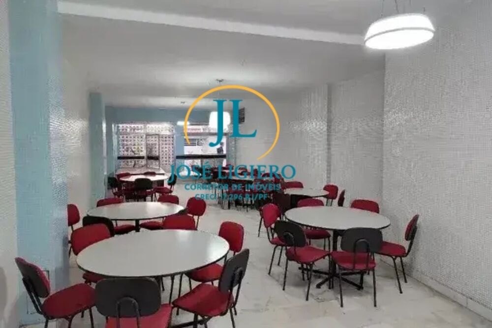 Apartamento à venda com 2 quartos, 75m² - Foto 8