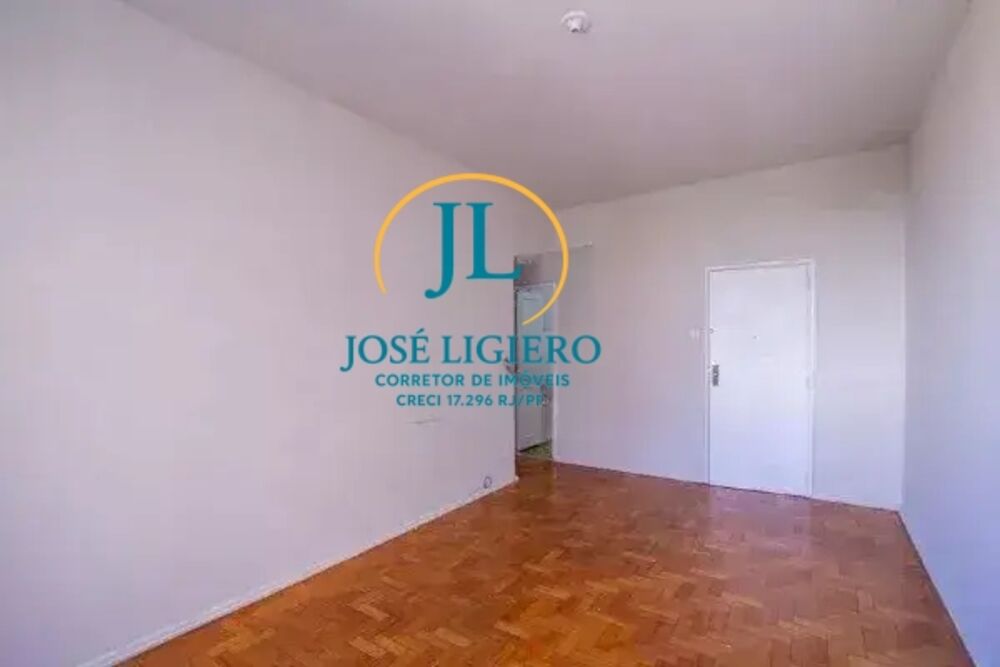 Apartamento à venda com 2 quartos, 75m² - Foto 13