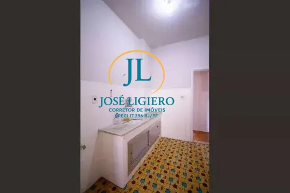 Apartamento à venda com 2 quartos, 75m² - Foto 30