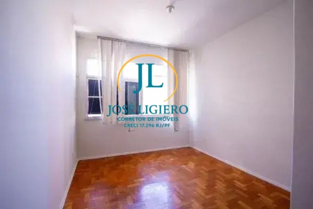 Apartamento à venda com 2 quartos, 75m² - Foto 22