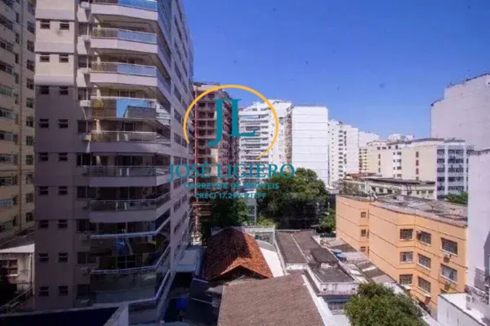 Apartamento à venda com 2 quartos, 75m² - Foto 35