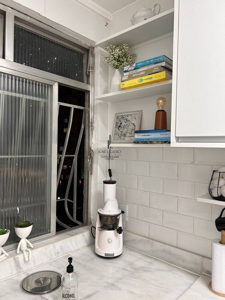 Apartamento à venda com 2 quartos, 60m² - Foto 8