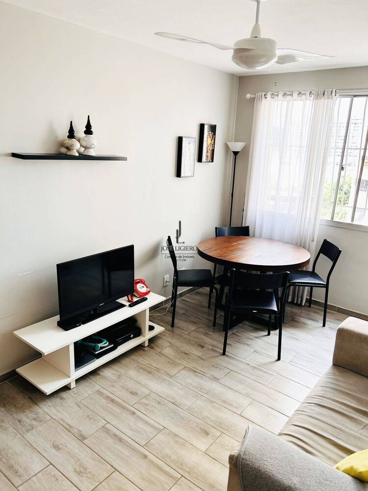 Apartamento à venda com 2 quartos, 60m² - Foto 2