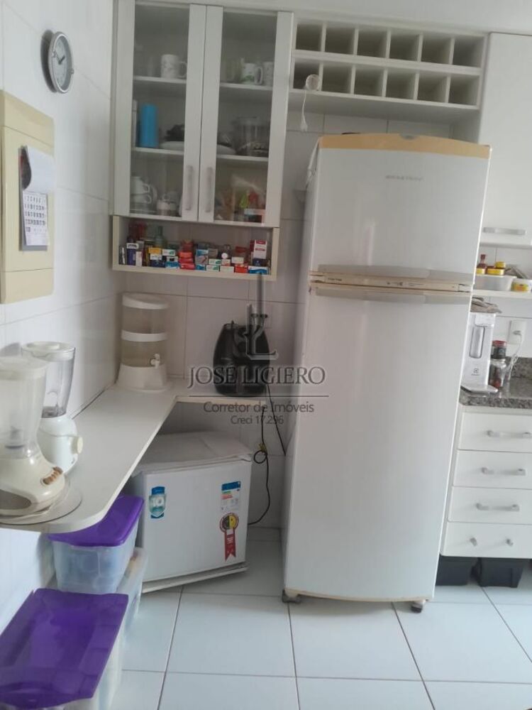 Apartamento à venda com 2 quartos, 65m² - Foto 6