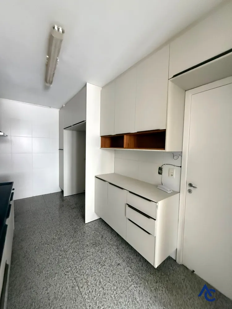 Apartamento, 3 quartos, 137 m² - Foto 2