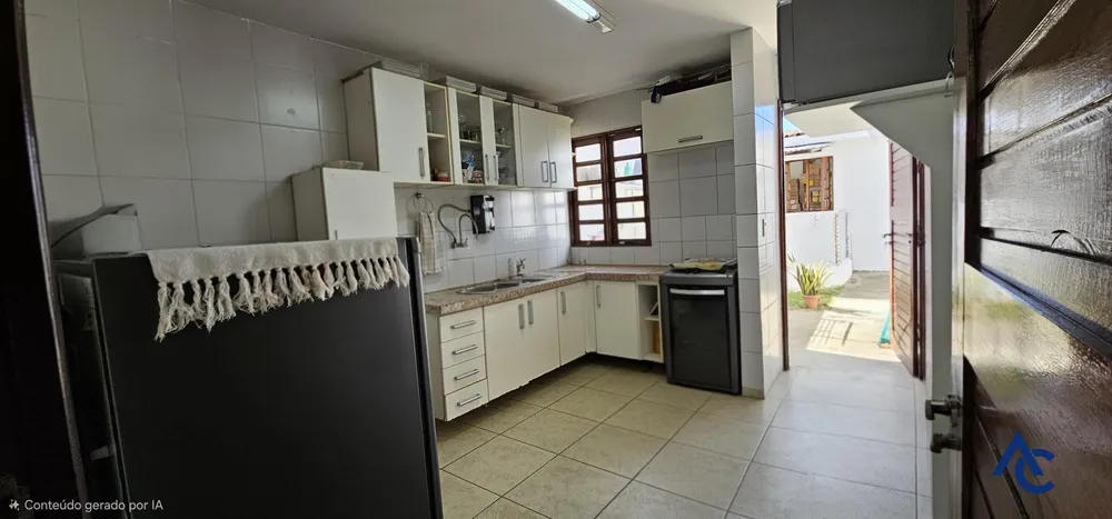 Casa, 6 quartos, 250 m² - Foto 8