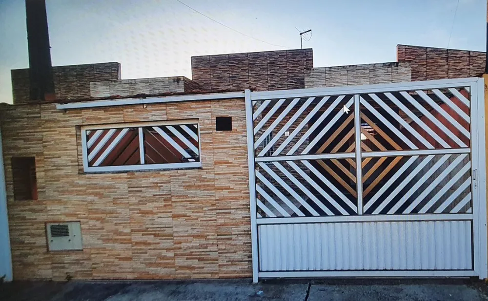 Casa, 2 quartos, 82 m² - Foto 1