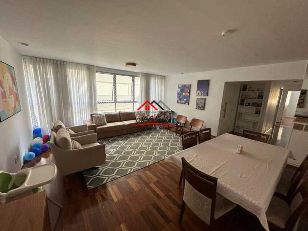 Apartamento para alugar com 4 quartos, 147m² - Foto 1