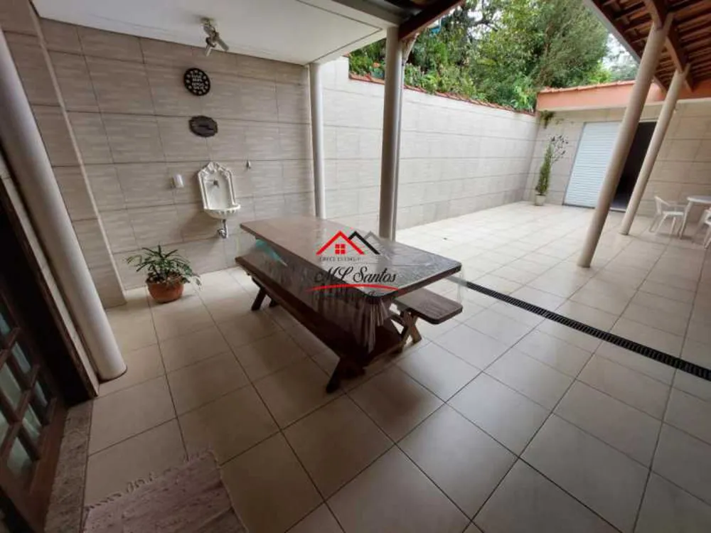 Casa, 5 quartos, 215 m² - Foto 9