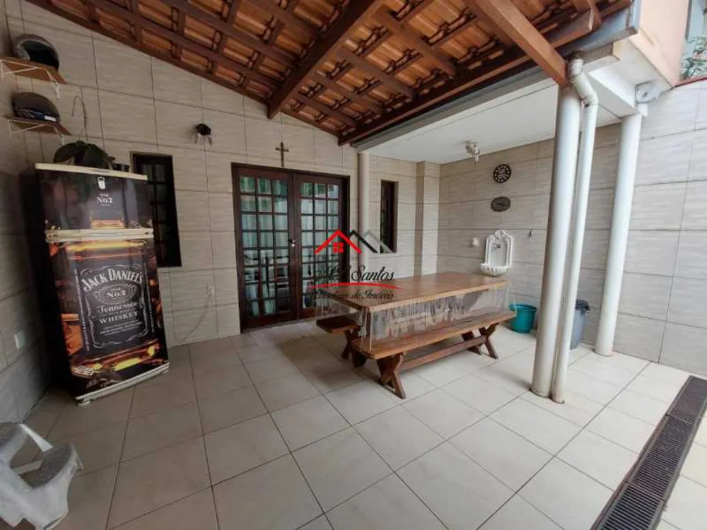 Casa, 5 quartos, 215 m² - Foto 10
