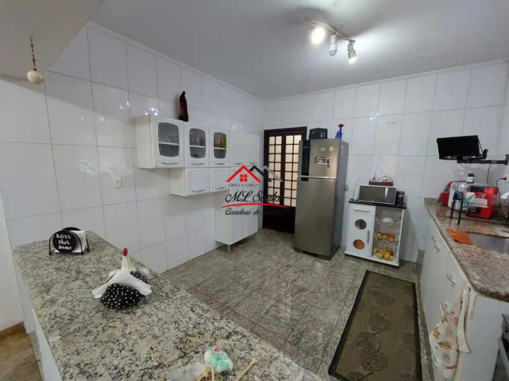 Casa, 5 quartos, 215 m² - Foto 6
