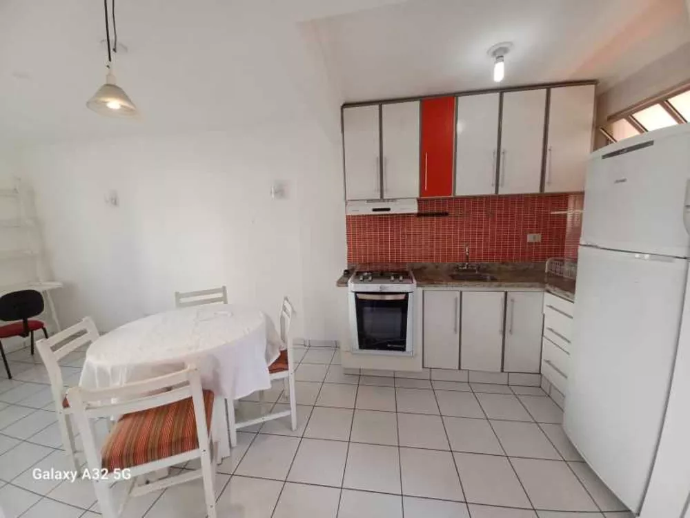 Apartamento para alugar com 1 quarto, 40m² - Foto 2