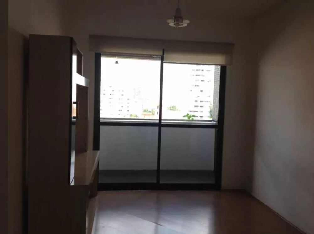 Apartamento para alugar com 3 quartos, 80m² - Foto 3