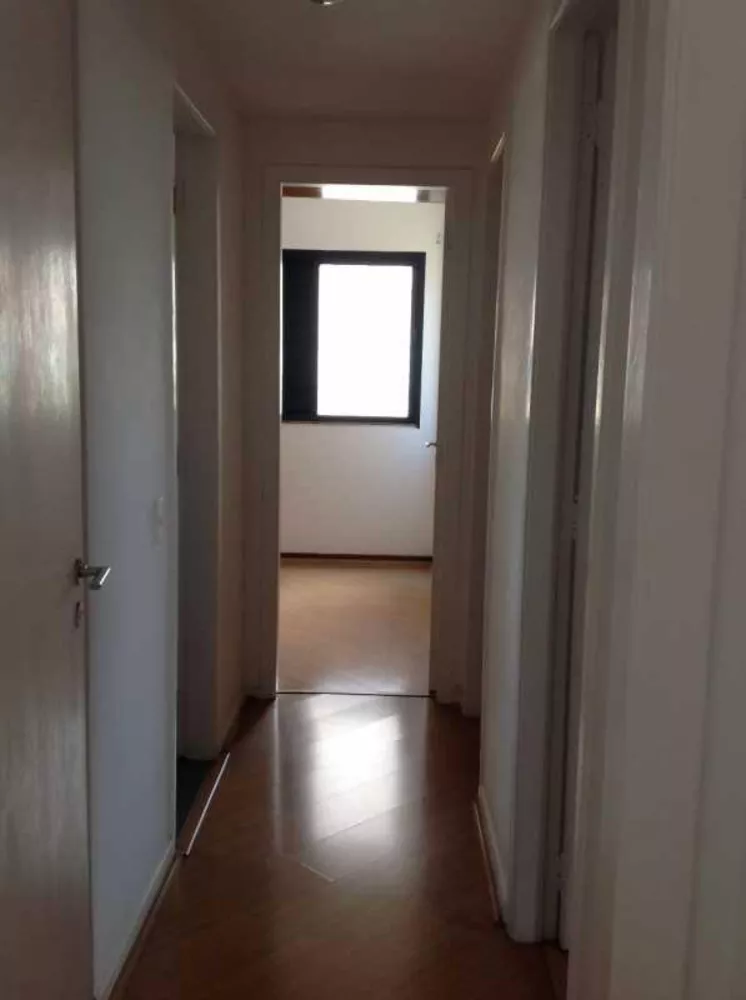 Apartamento para alugar com 3 quartos, 80m² - Foto 4