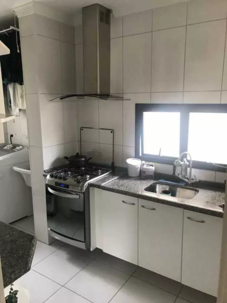 Apartamento à venda com 2 quartos, 68m² - Foto 5