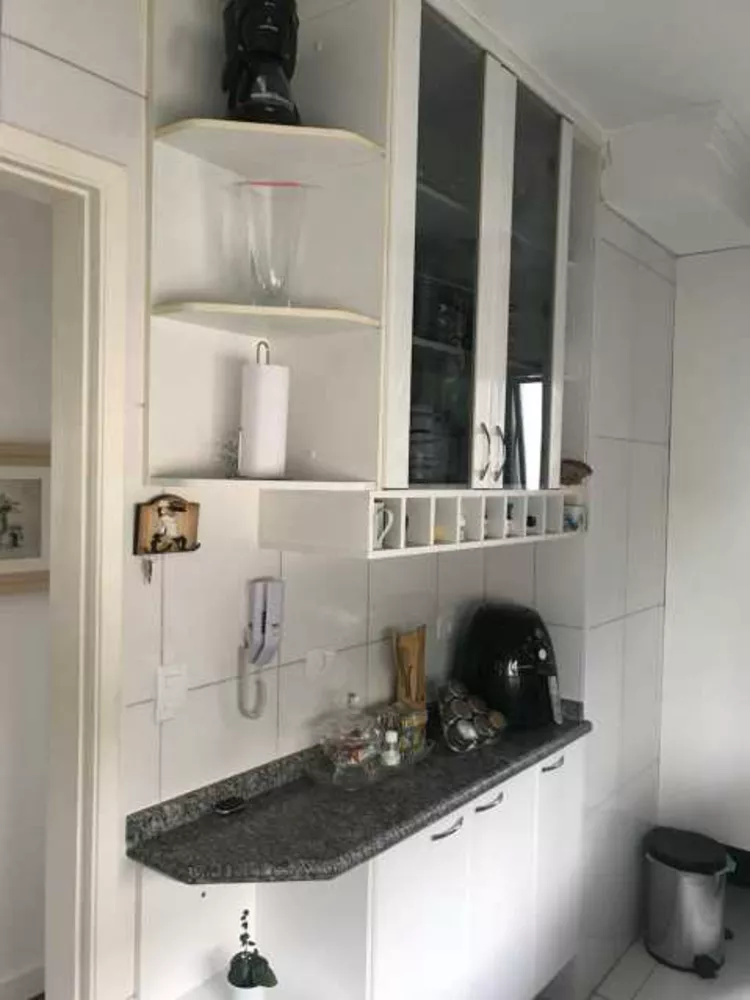 Apartamento à venda com 2 quartos, 68m² - Foto 8