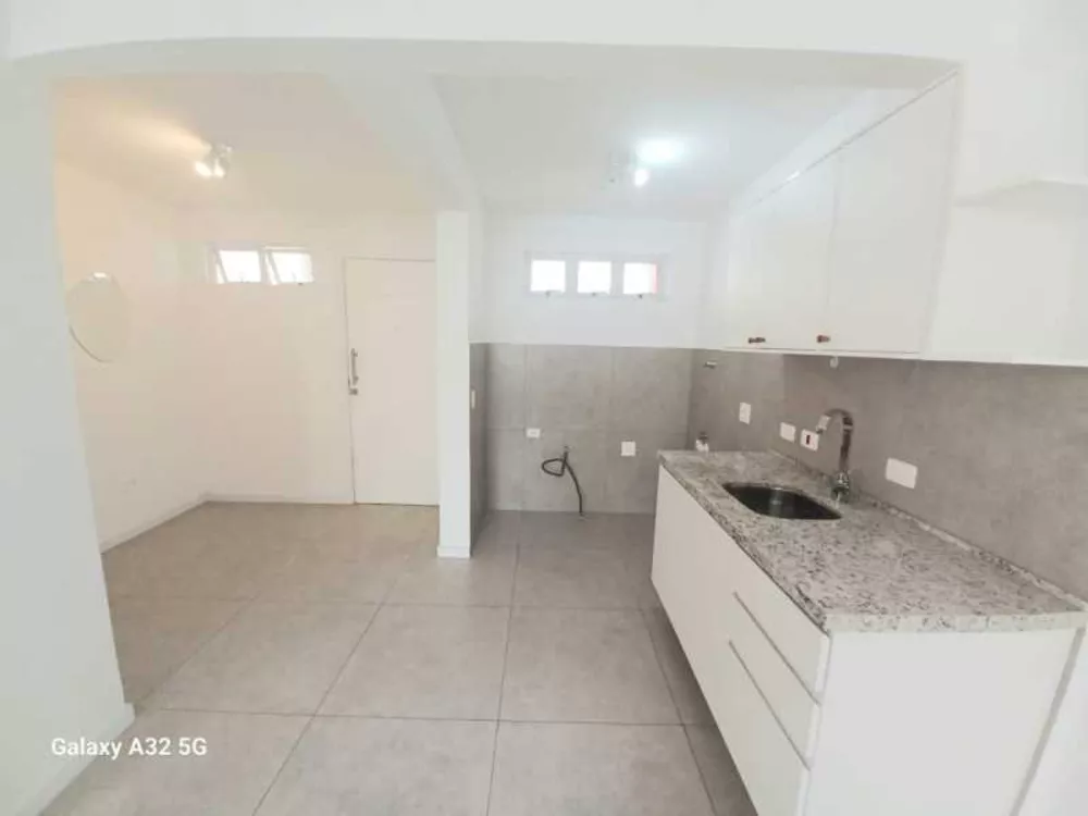 Apartamento à venda com 1 quarto, 40m² - Foto 4