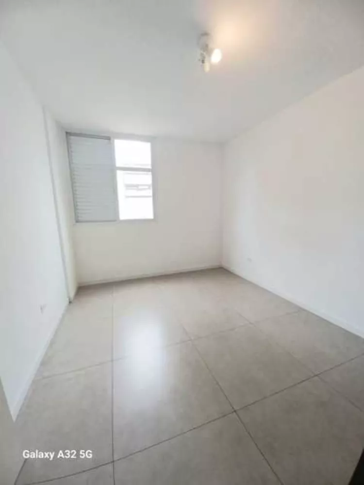 Apartamento à venda com 1 quarto, 40m² - Foto 8