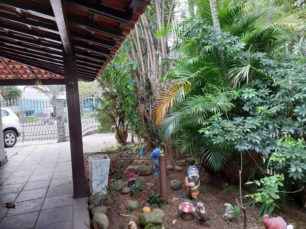 Casa, 6 quartos, 300 m² - Foto 9