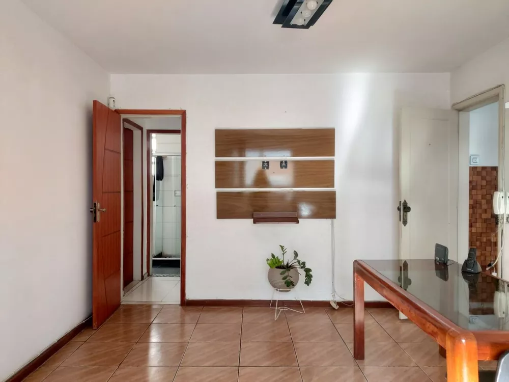 Sobrado à venda com 4 quartos, 140m² - Foto 1