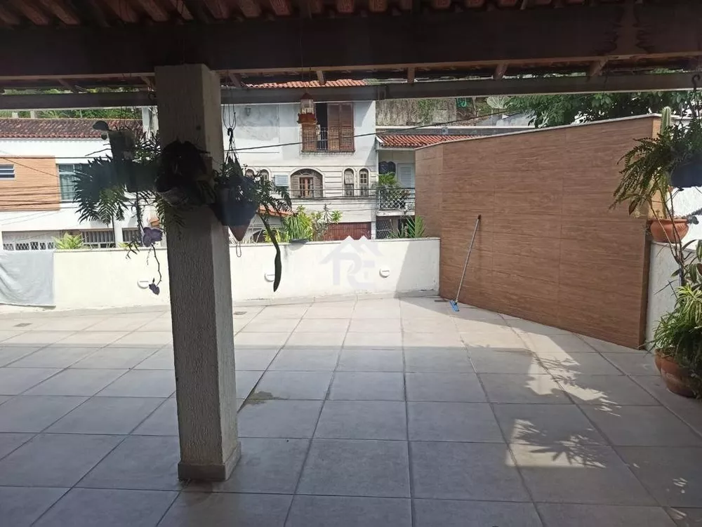 Casa, 5 quartos, 378 m² - Foto 1