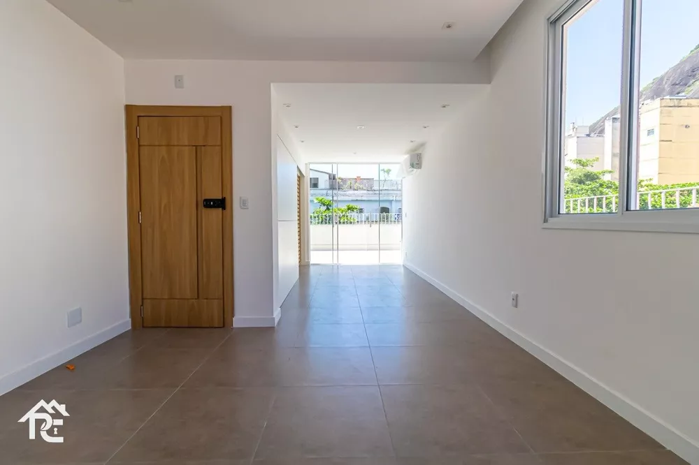 Cobertura, 3 quartos, 237 m² - Foto 2