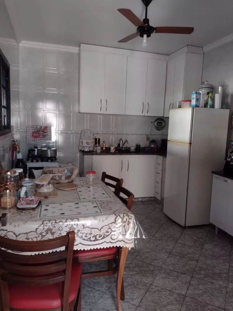 Casa, 2 quartos, 200 m² - Foto 22