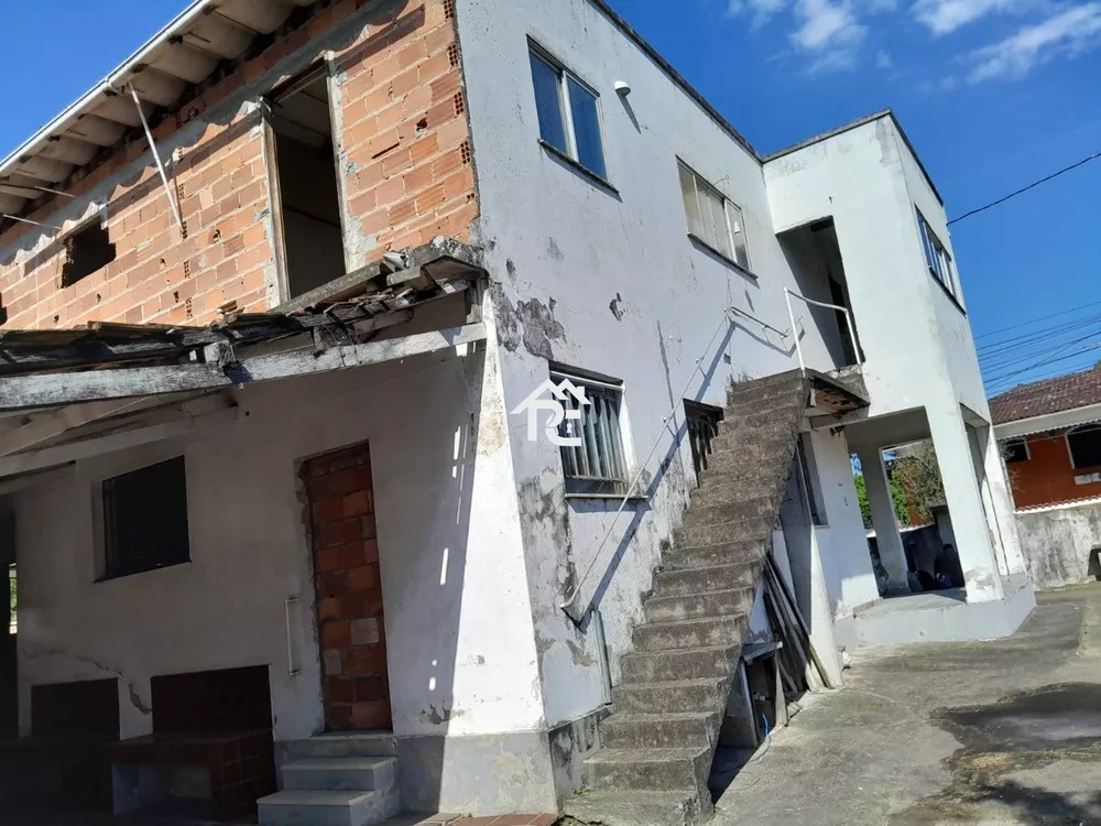 Casa, 6 quartos, 500 m² - Foto 1