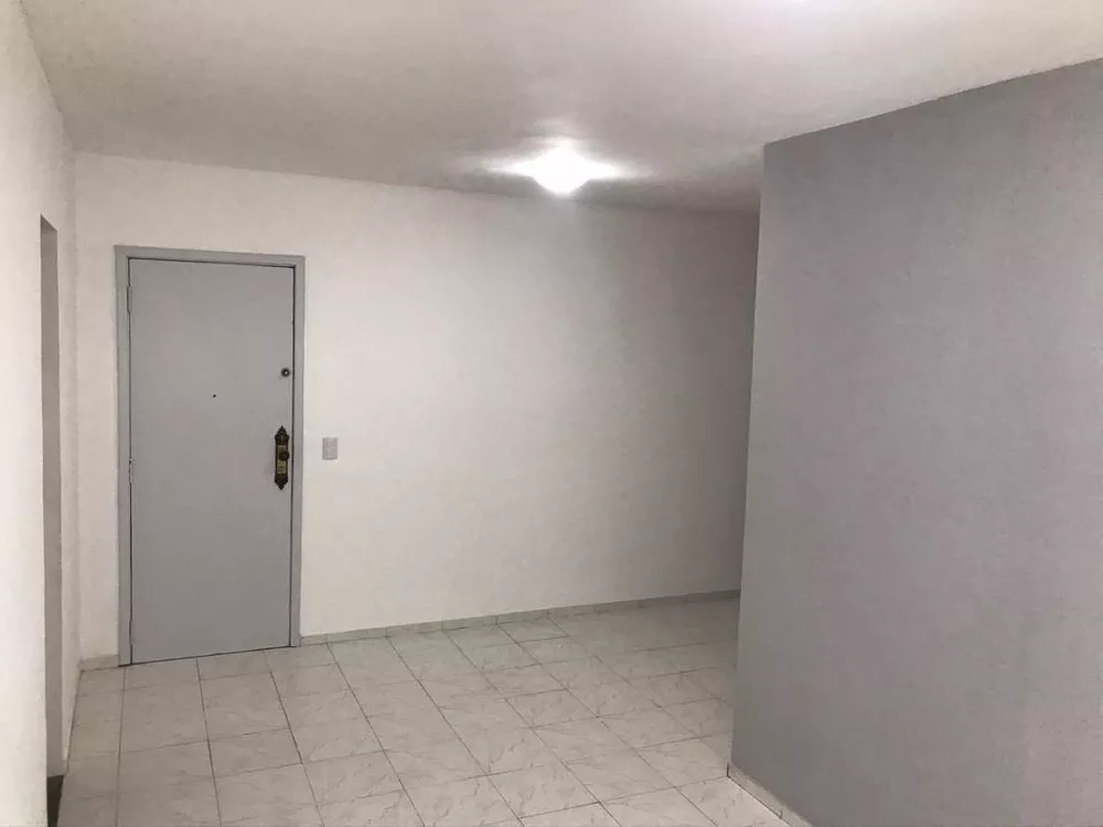 Apartamento à venda com 2 quartos, 55m² - Foto 3