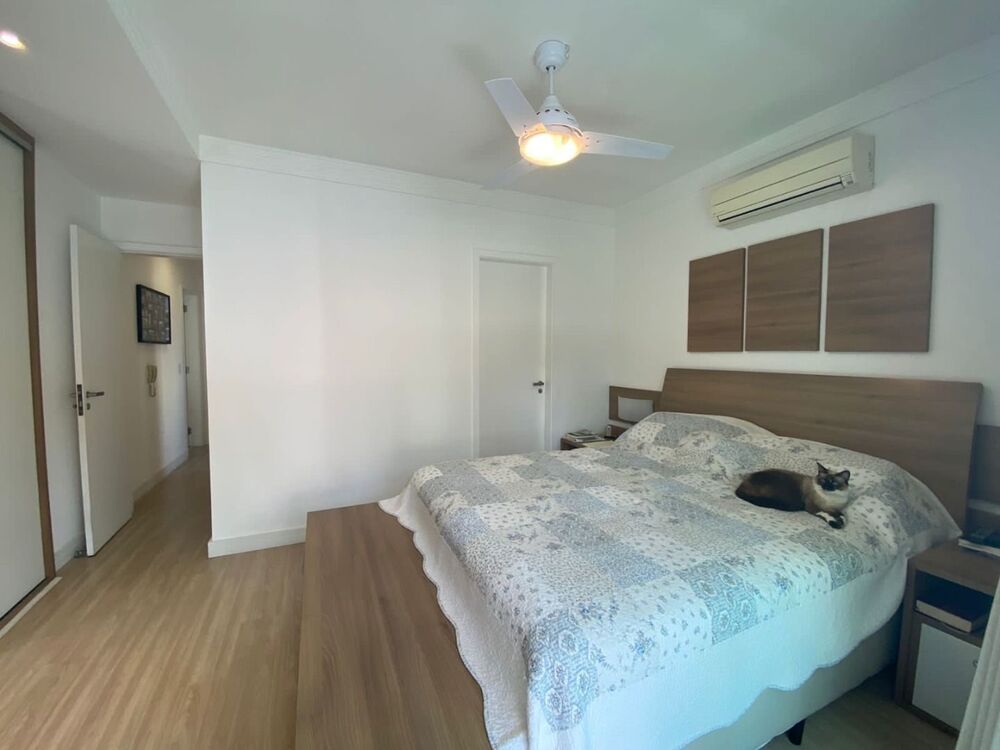 Apartamento à venda com 3 quartos, 130m² - Foto 3
