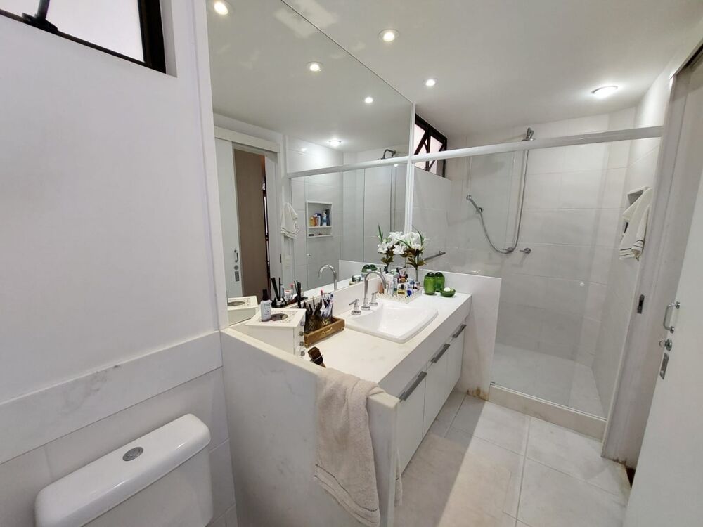 Apartamento à venda com 5 quartos, 429m² - Foto 4