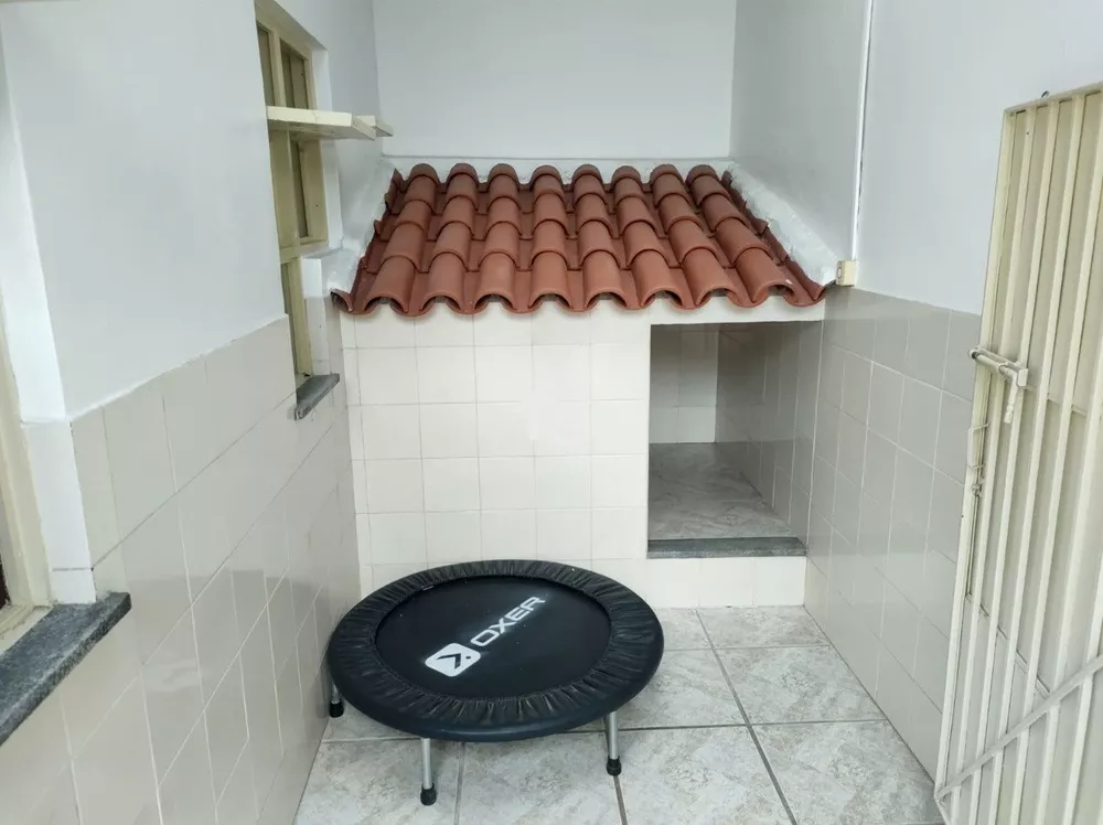 Casa, 4 quartos, 231 m² - Foto 1