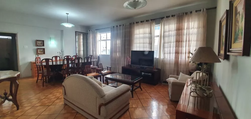 Apartamento à venda com 4 quartos, 194m² - Foto 2