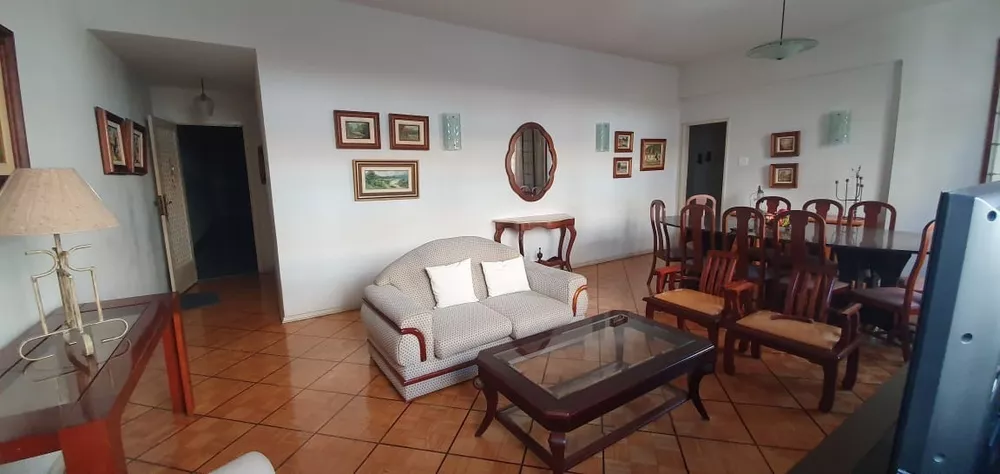 Apartamento à venda com 4 quartos, 194m² - Foto 1