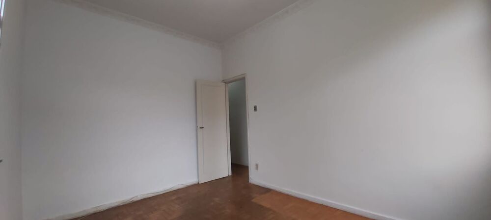 Apartamento à venda com 3 quartos, 115m² - Foto 3