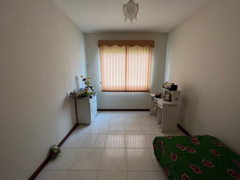 Casa, 4 quartos, 200 m² - Foto 9