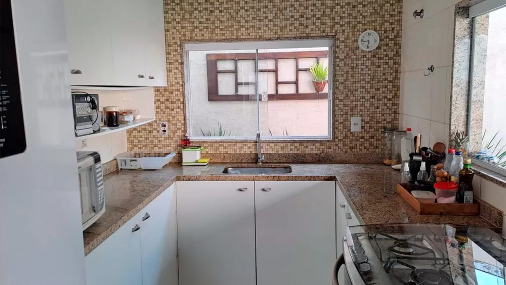 Casa de Condomínio à venda com 3 quartos, 194m² - Foto 8