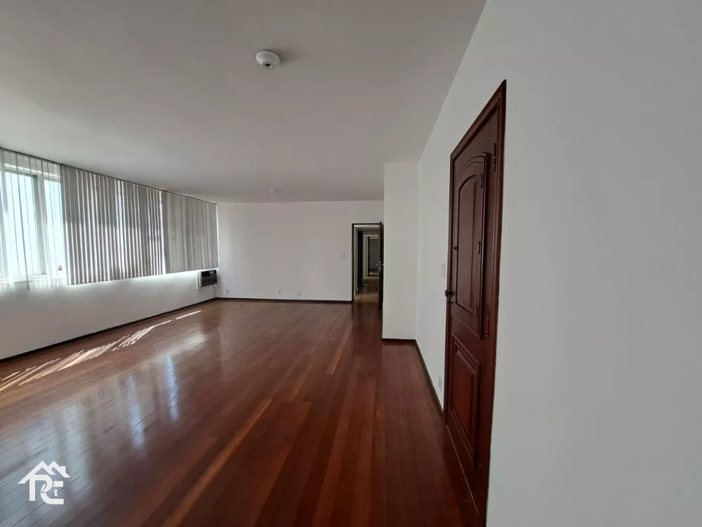 Apartamento à venda com 4 quartos, 260m² - Foto 1