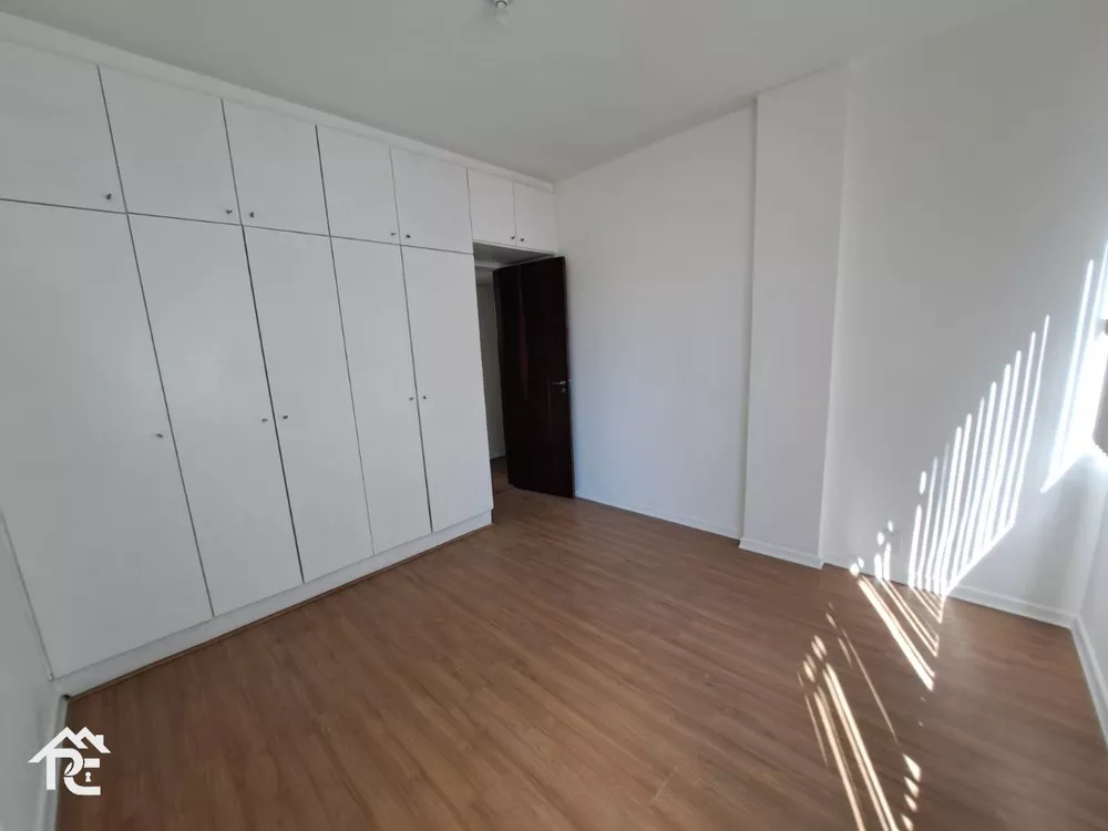 Apartamento à venda com 4 quartos, 260m² - Foto 4