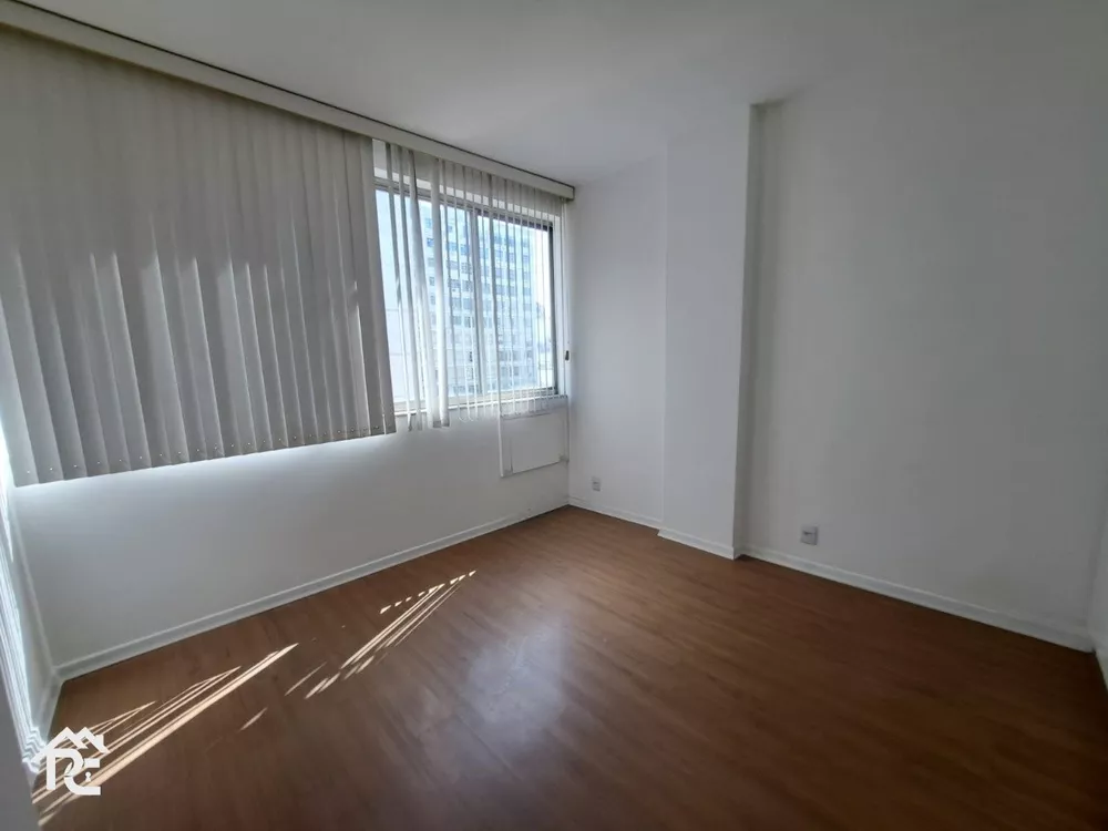 Apartamento à venda com 4 quartos, 260m² - Foto 3