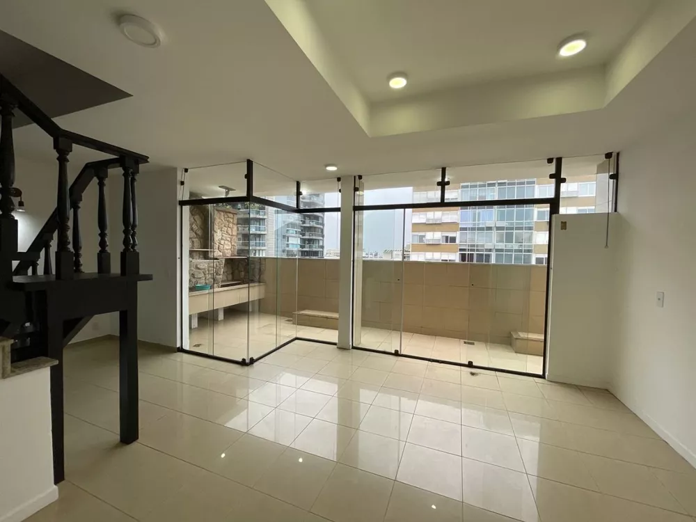 Cobertura, 3 quartos, 245 m² - Foto 32