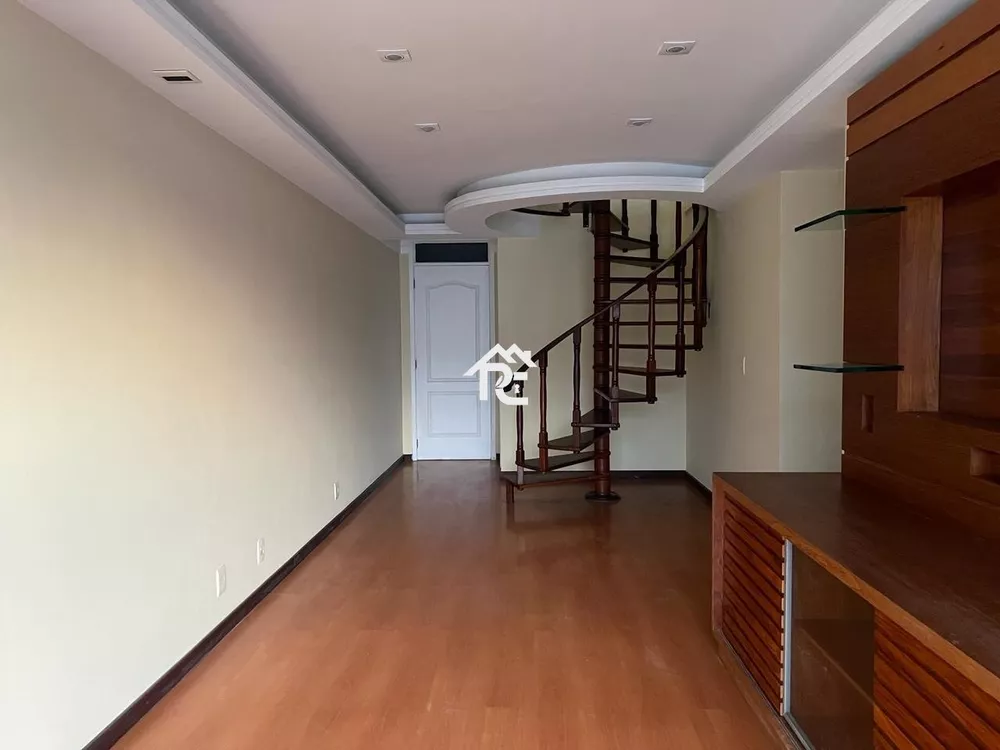 Cobertura à venda com 3 quartos, 145m² - Foto 1