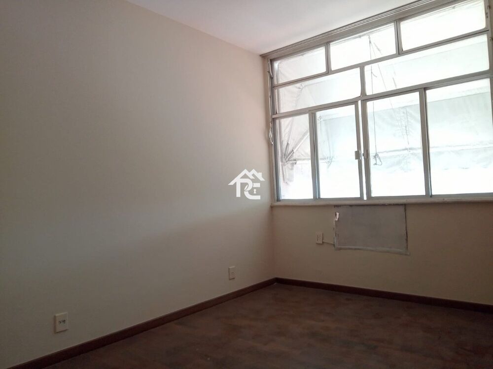 Apartamento à venda com 3 quartos, 120m² - Foto 3