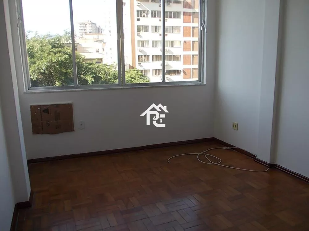 Apartamento à venda com 1 quarto, 42m² - Foto 2