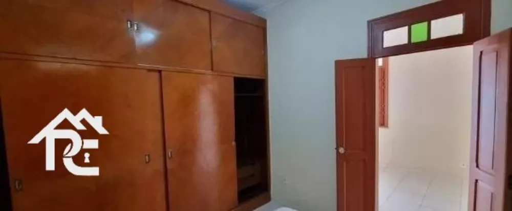 Casa, 4 quartos, 222 m² - Foto 2