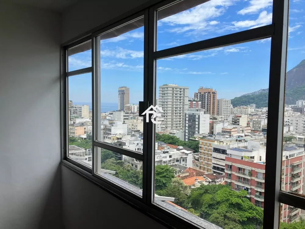 Apartamento à venda com 3 quartos, 85m² - Foto 1