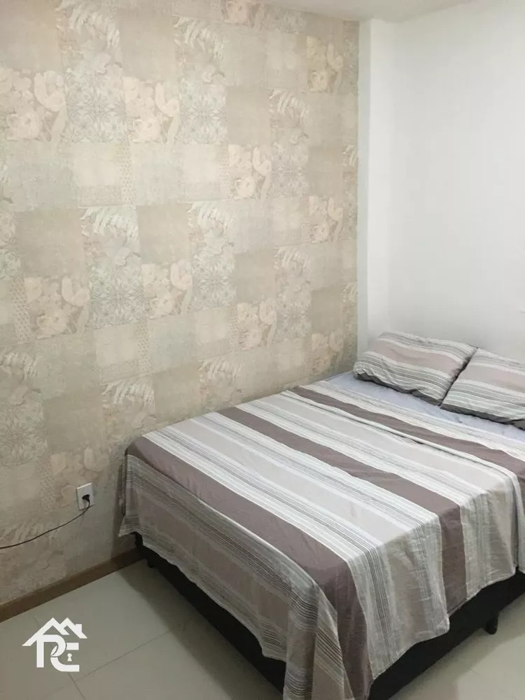 Apartamento à venda com 2 quartos, 80m² - Foto 4