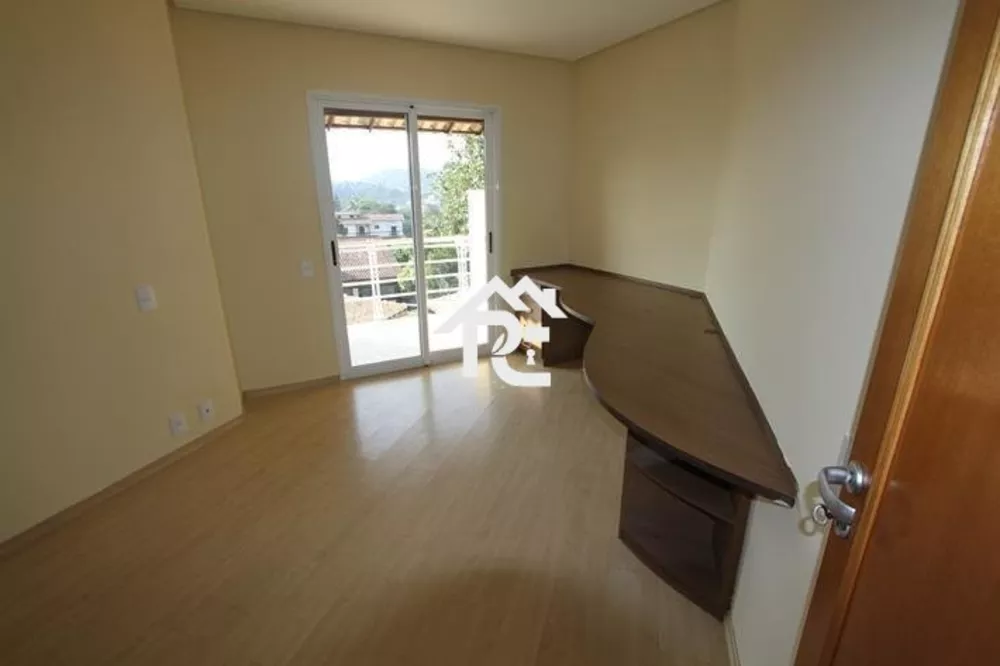 Casa, 4 quartos, 303 m² - Foto 28