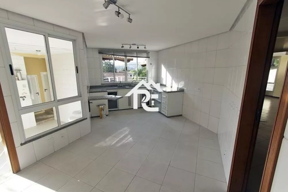 Casa, 4 quartos, 303 m² - Foto 13